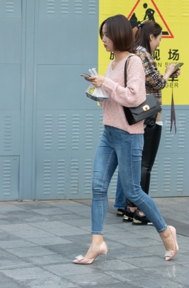 ��ֵ���Ĳ�����ţ�и߸�M��