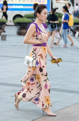 ���Ĳ��������ʻ�ȹ�߸�Shao Fu